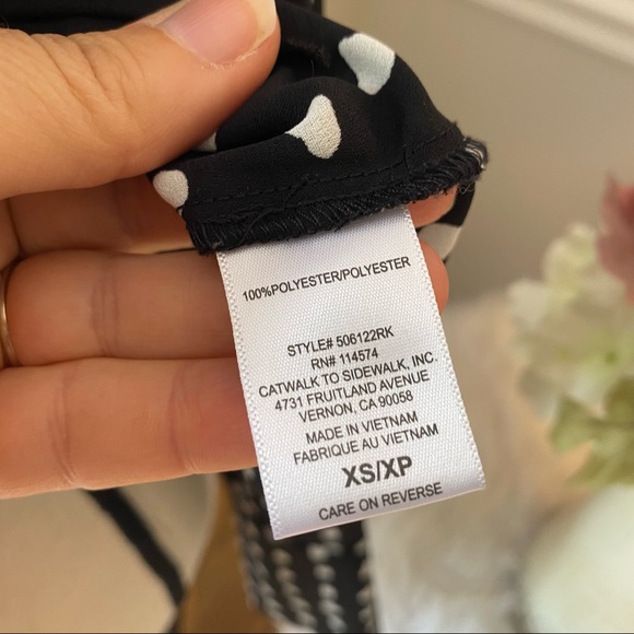 Pleione spotted long sleeve button down blouse - Picture 6 of 8